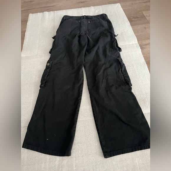 [05/S/Ins30”]Garage Black Wide Leg Low Rise Cargo Jeans - Picture 8 of 10